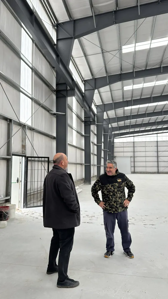 Visita a la obra de la nueva nave de Seventeen SRL